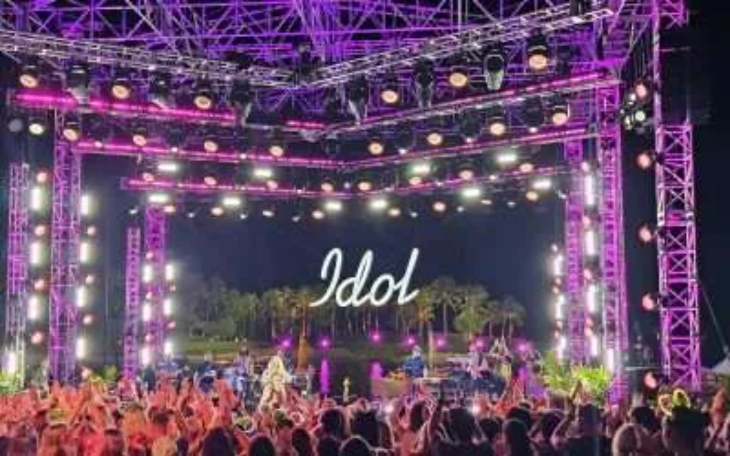 Onstage with American Idol 2025