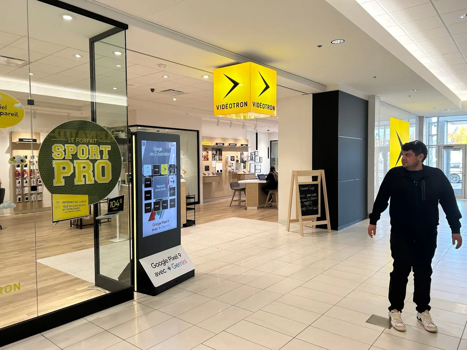 Videotron Retail Rollout