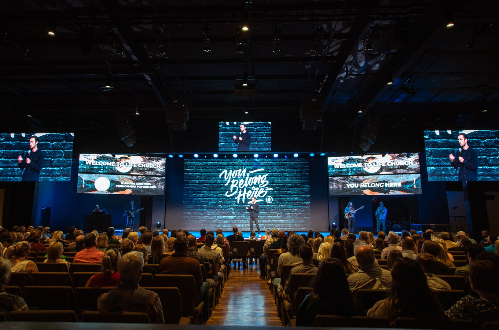 Life Church Broadcast Worship Experience