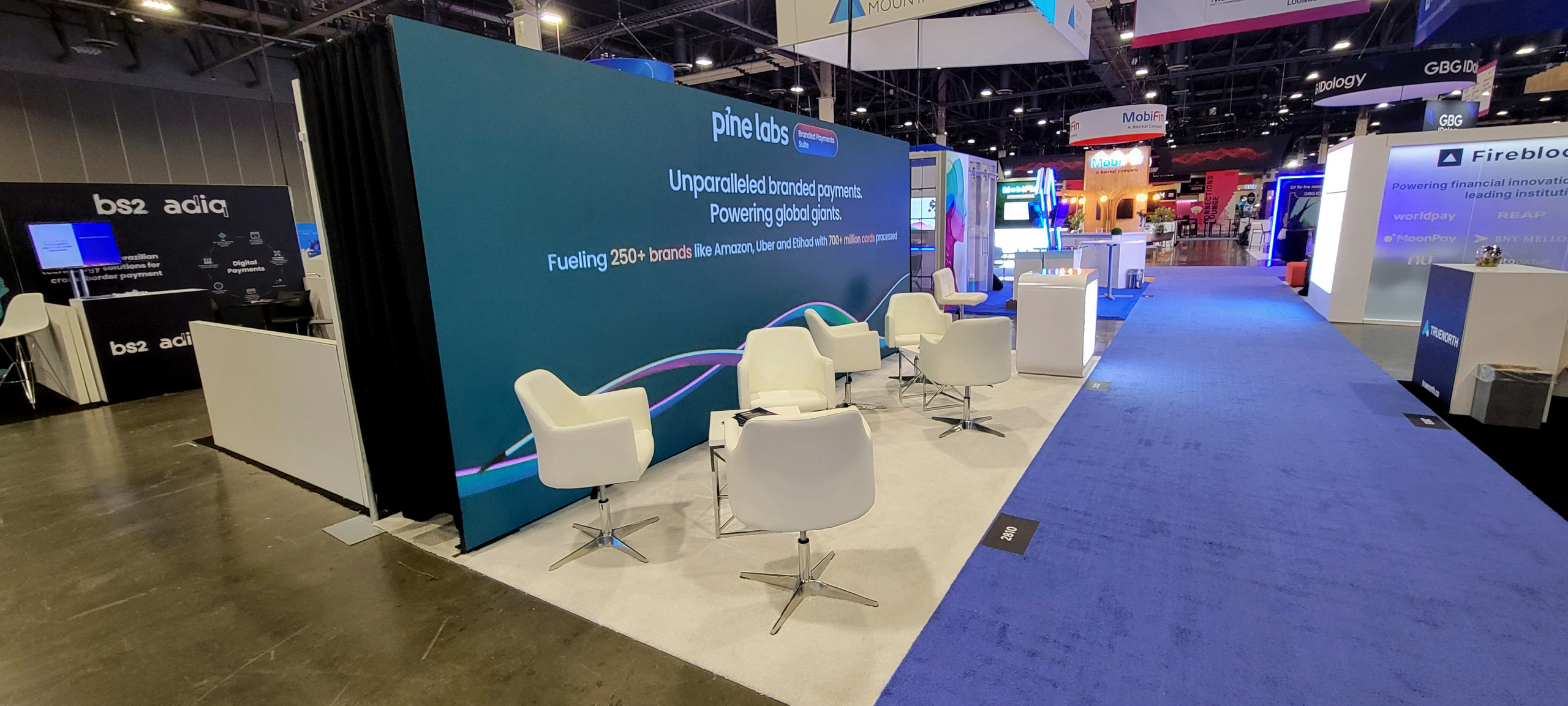 20×10 Full-Width LED Backwall Exhibit